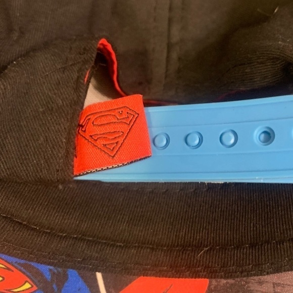 DC Comics SUPERMAN Red & Blue Silicone Logo HIP-HOP HAT CAP Adult OSFM SnapBack - Picture 3 of 3